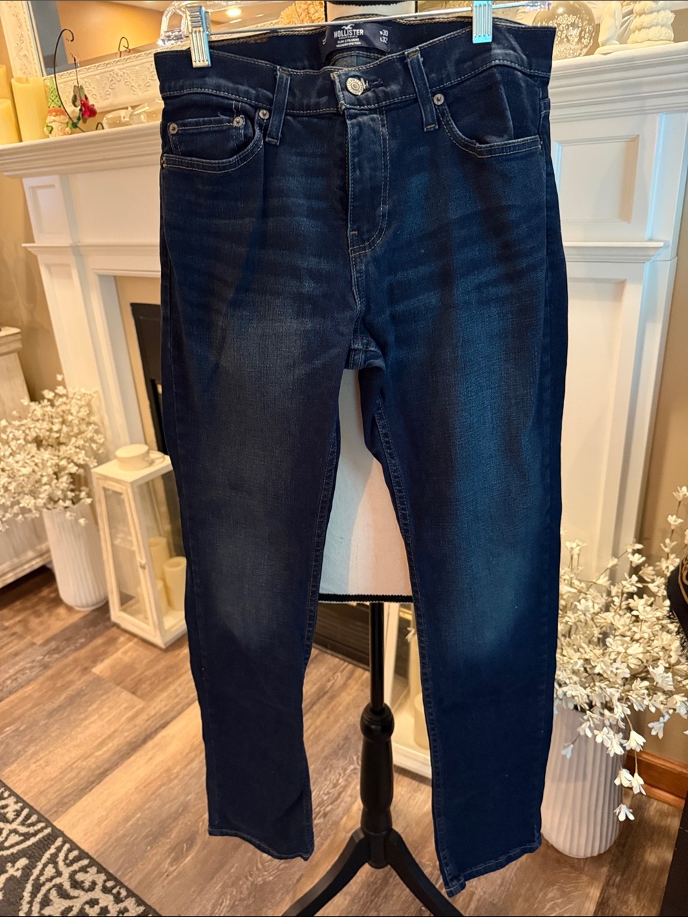 Hollister Men's Dark Indigo Slim Straight Jeans
